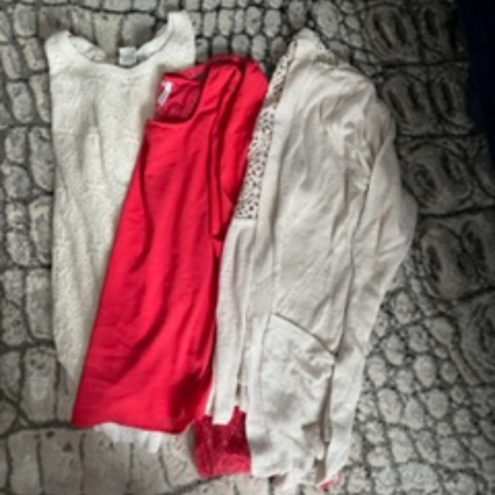 Light weight tops